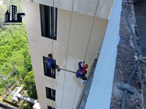 รับงานโรยตัวทุกประเภท เช่น เช็ดกระจกและทำความสะอาดอาคาร